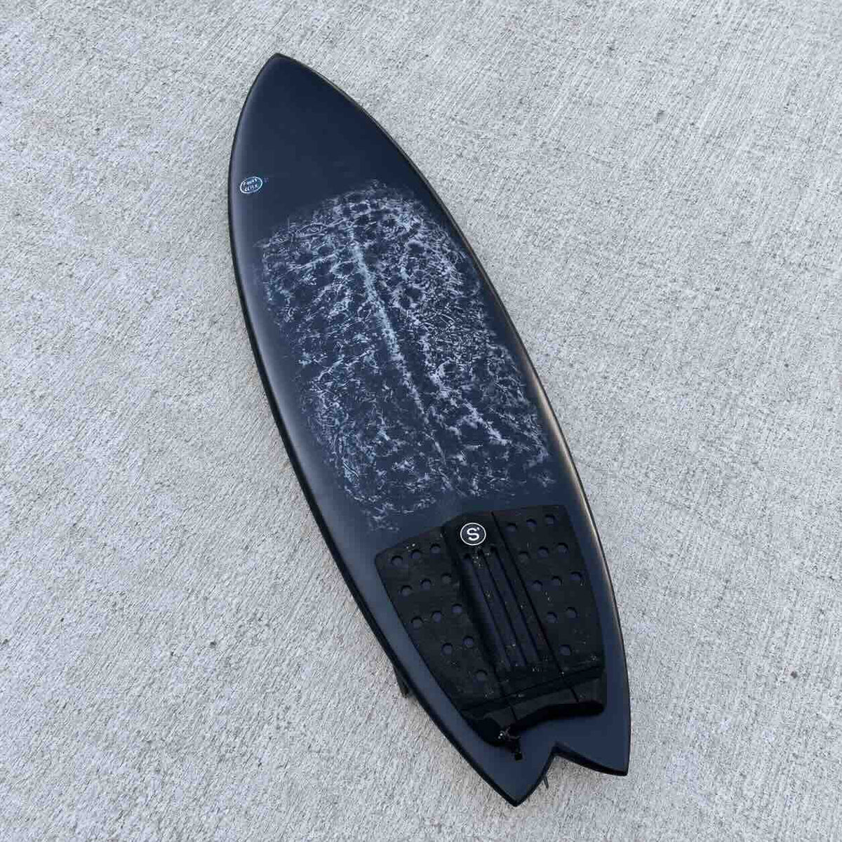 Surfboards rentals in Biarritz with free delivery, album surfboards