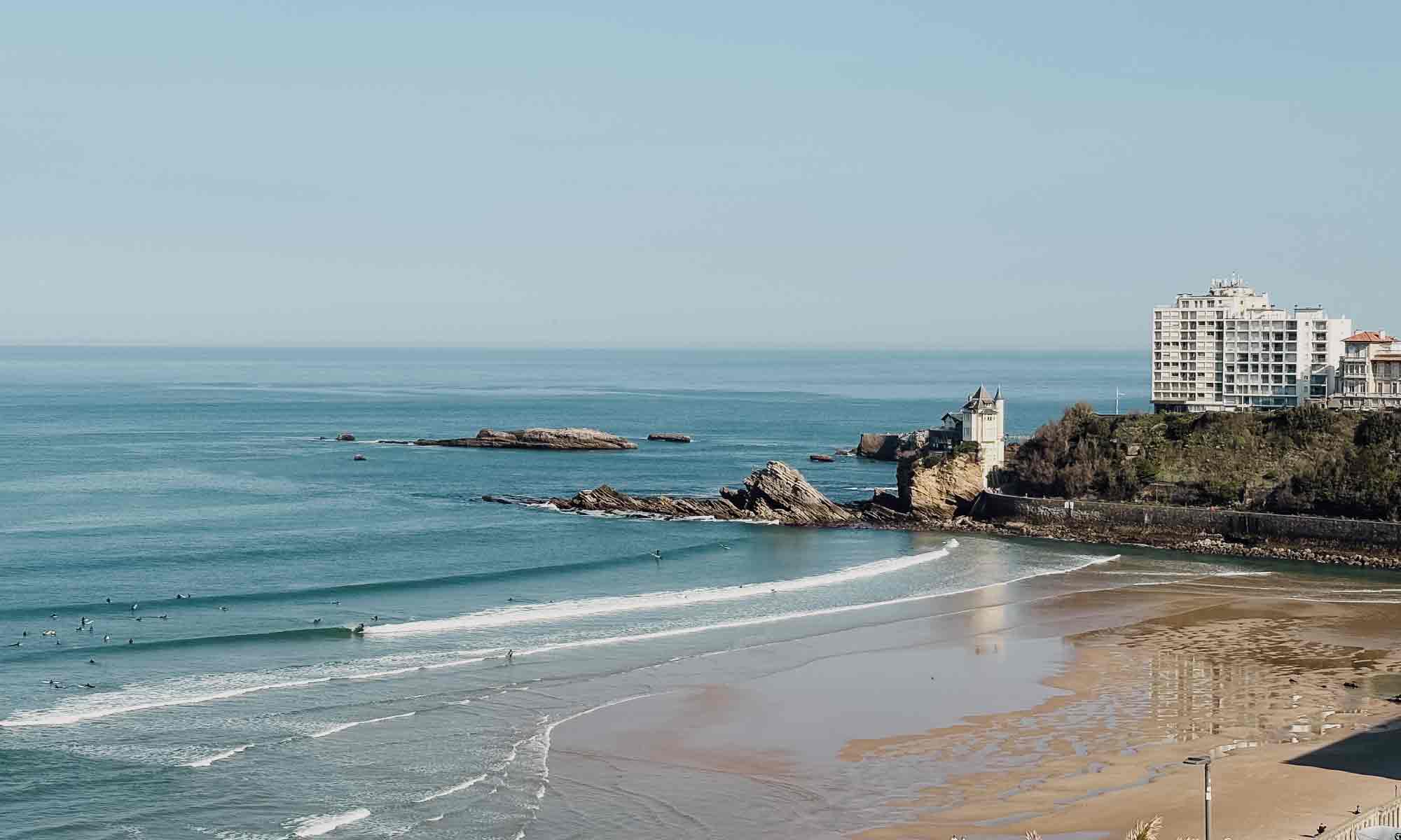 Location surf biarritz avec livraison gratuite à biarritz, bidart et guéthary