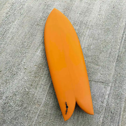 Location de planche de surf christenson surfboards fish 5'8