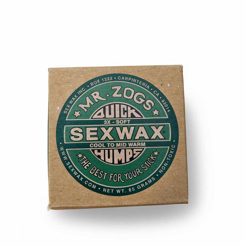 Wax surf Sex Wax Cool Green proposée par Rent Surf Biarritz, accessoire pour location de planche de surf premium à Biarritz